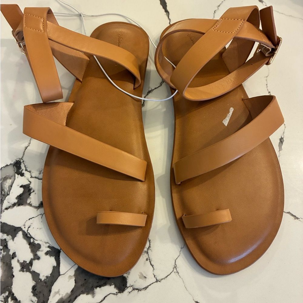Universal Thread Strappy Sandals